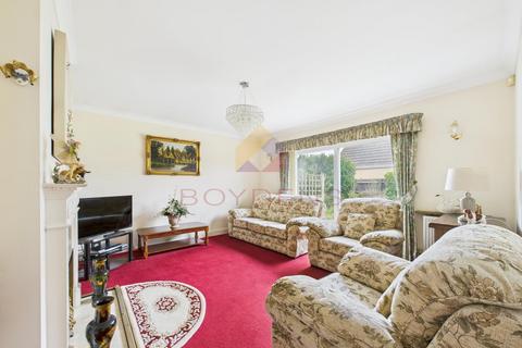 10 Bloom Close, Frinton-on-sea, CO13 0HA