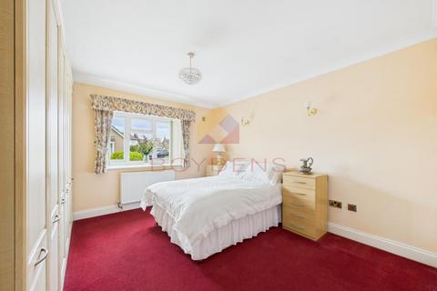 10 Bloom Close, Frinton-on-sea, CO13 0HA