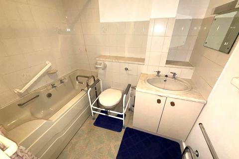 undefined, Woodville Grove, Welling, Kent, DA16
