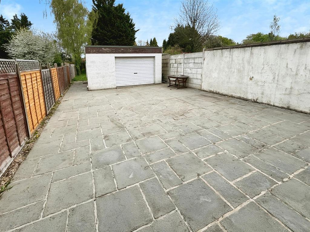 Patio/Garage/Office