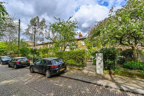 2 bedroom terraced house for sale, Malvern Terrace, Barnsbury, London, N1