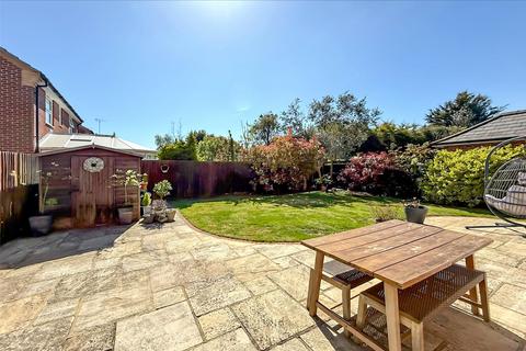 4 bedroom detached house for sale, Steele Crescent, Littlehampton, West Sussex
