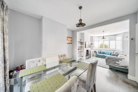 148 Winifred Road, Coulsdon, CR5 3JF
