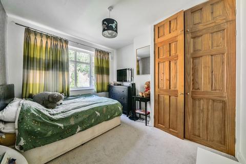 148 Winifred Road, Coulsdon, CR5 3JF