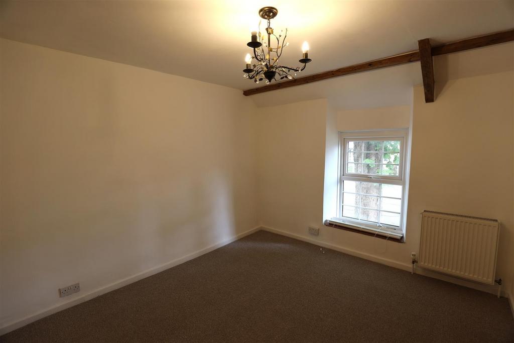 3 r5 a2748.jpg