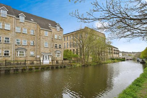 2 bedroom apartment for sale, Waters Walk, Apperley Bridge