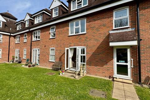 1 bedroom retirement property for sale, The Maltings, Newbury RG14