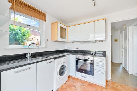 24 Felmer Drive, Kings Worthy, Winchester, SO23 7PY