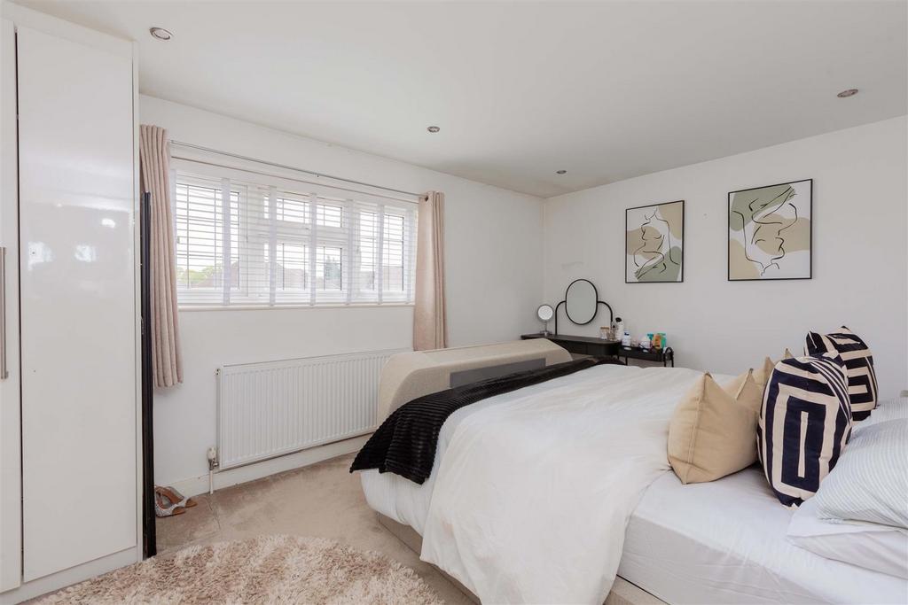 340 Cippenham Lane-16.jpg