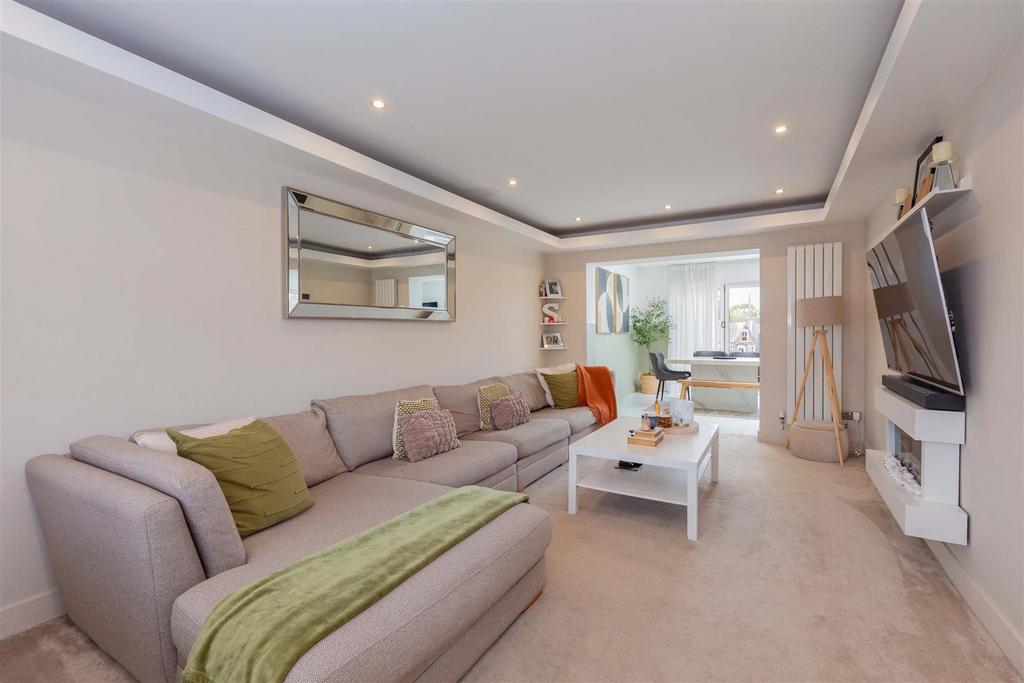 340 Cippenham Lane-9.jpg