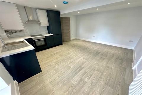 Studio to rent, Canal Walk, Southampton SO14