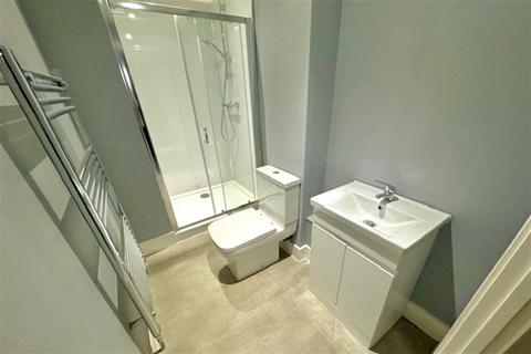 Studio to rent, Canal Walk, Southampton SO14