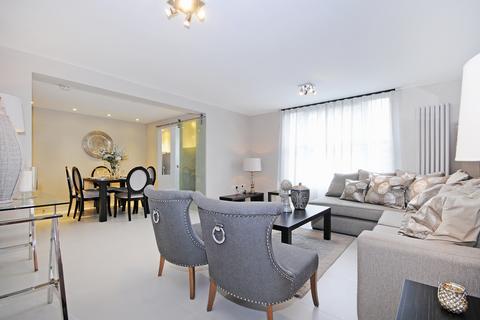 3 bedroom apartment to rent, St John&#39;s Wood Park, London NW8