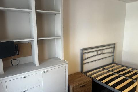 4 bedroom house to rent, Station Road, Bristol BS35