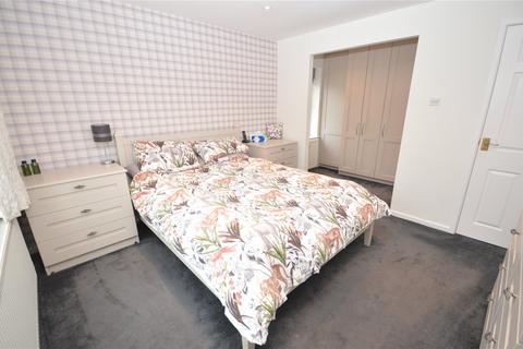 8 Adel Mead, Adel, Leeds, LS16 8LB