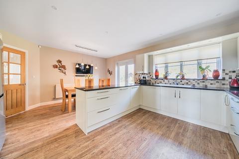 2 Byre Close, Cricklade, Swindon, SN6 6HH