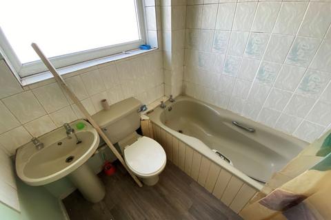 1 bedroom flat for sale, 28 Dawkins Road, Poole, Dorset, BH15 4JD