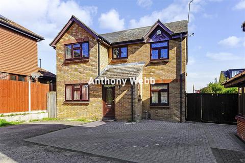 5 bedroom detached house for sale, Crothall Close, Palmers Green, N13