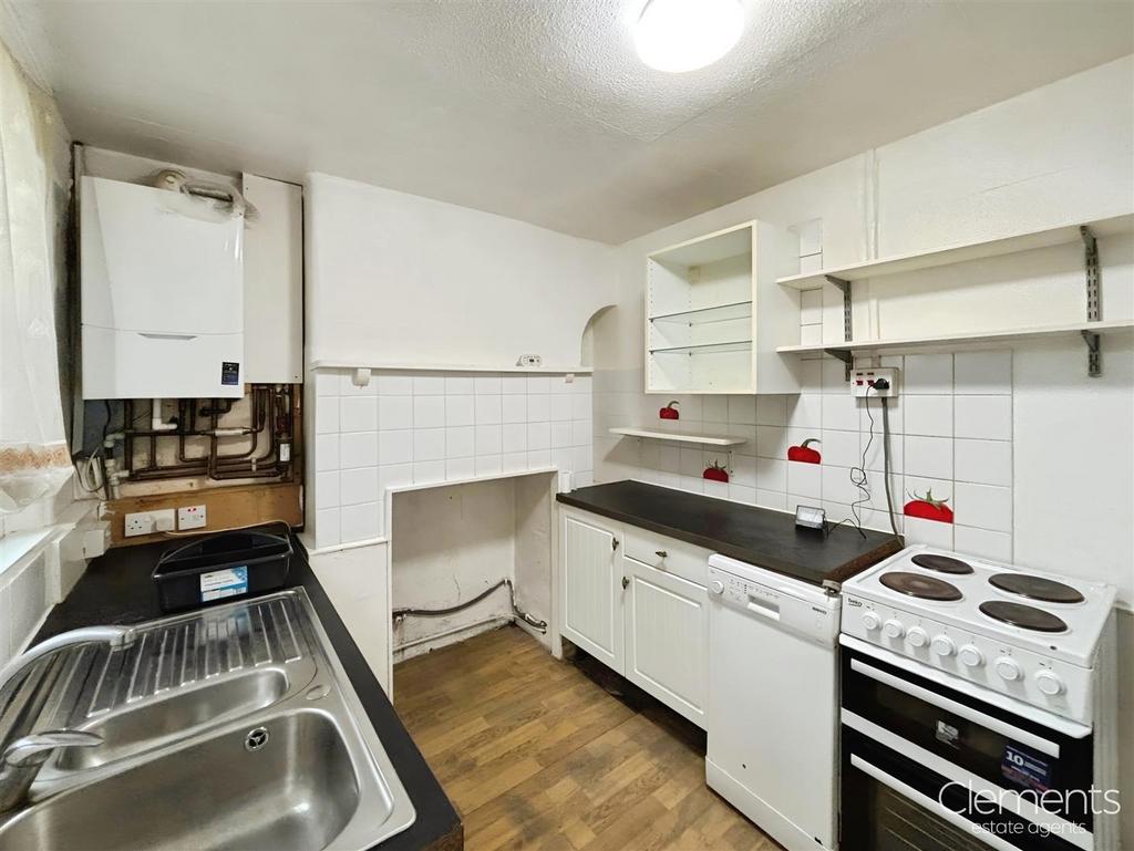 B3843588-Kitchen 201.jpg
