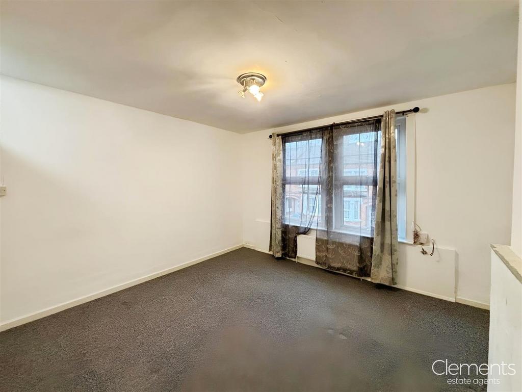 90502540-Bedroom 20 One 201.jpg