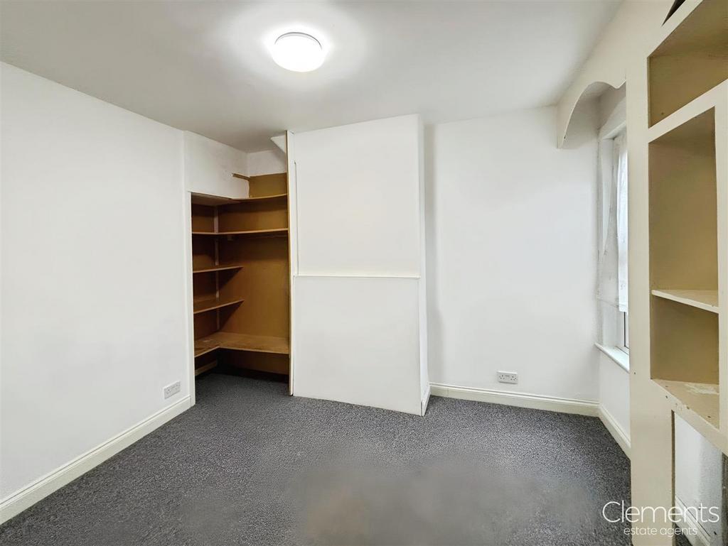 B8b9ecca-Bedroom 20 Two.jpg