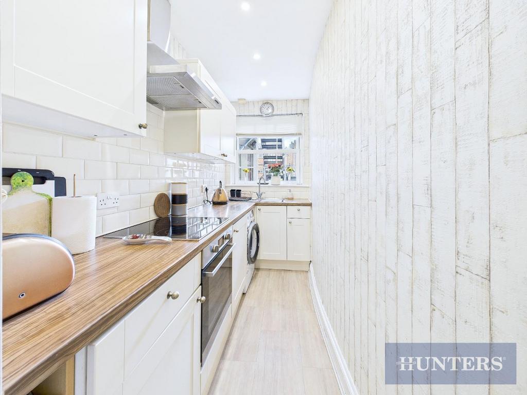 CAM05316 G0-PR0043-STILL004.jpg