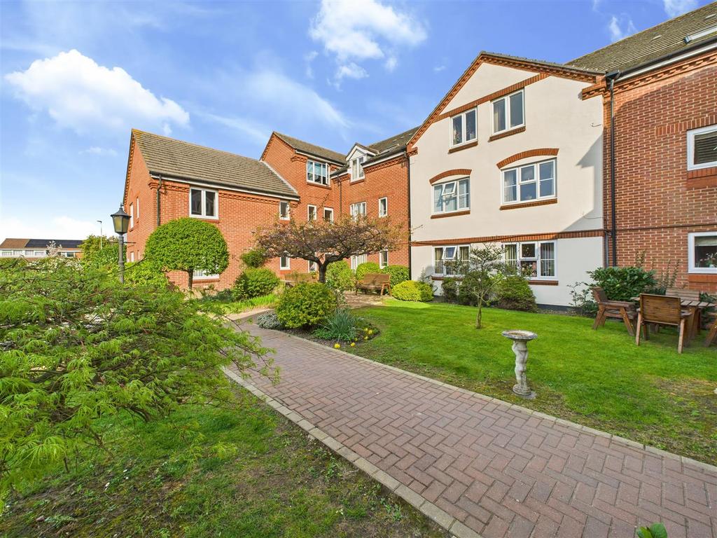 2 bedroom Property for sale