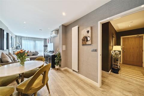 Flat 5, 1 Centric Close, London, NW1 7EP