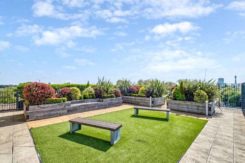Flat 5, 1 Centric Close, London, NW1 7EP