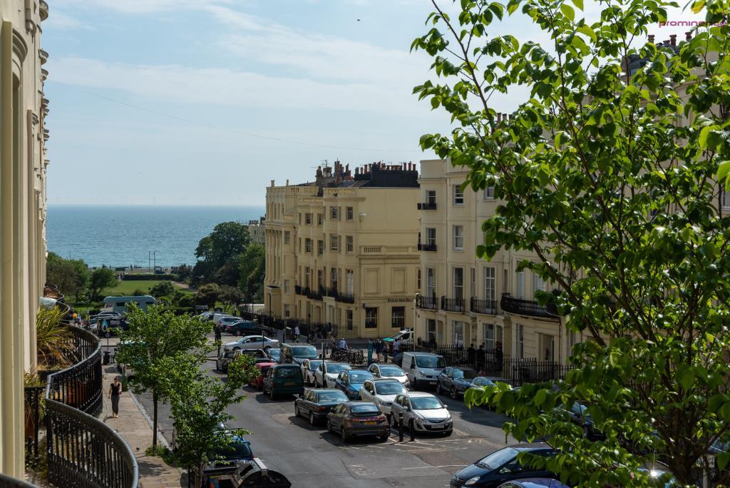 Brunswick Place-21 lge