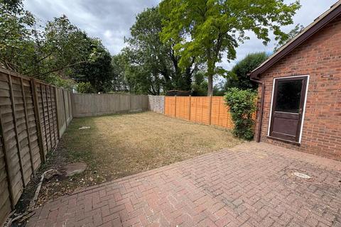 3 bedroom detached house for sale, St. Margarets Road, Evesham