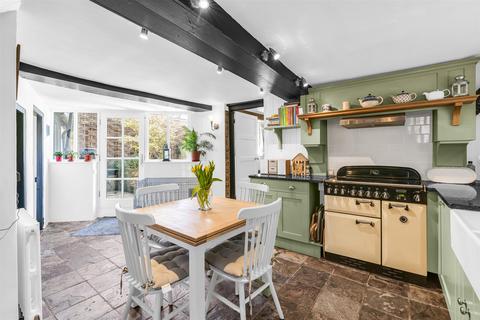 6 bedroom house for sale, Church Street, Welwyn