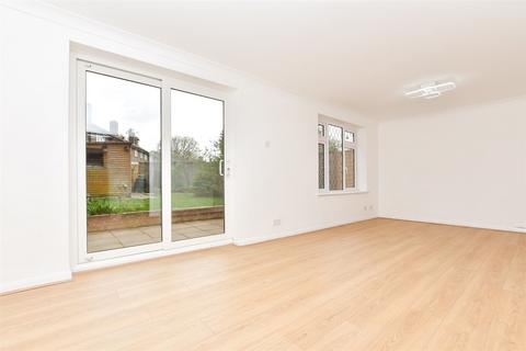 114 Worth Road, Crawley, RH10 7DU