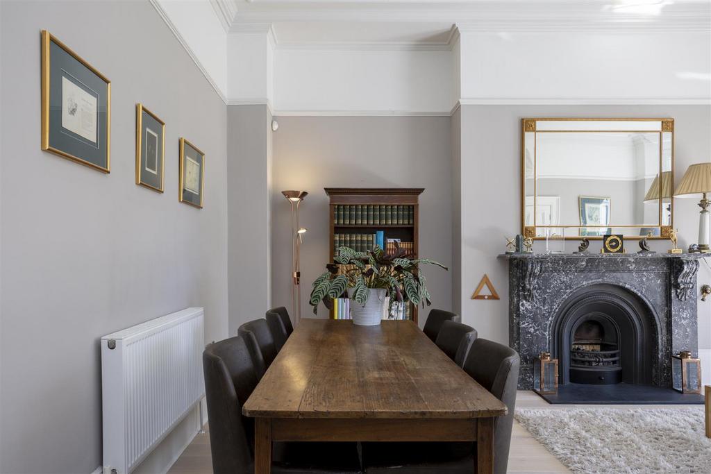 Flat 1 2 Driffield Terrace 11.jpg
