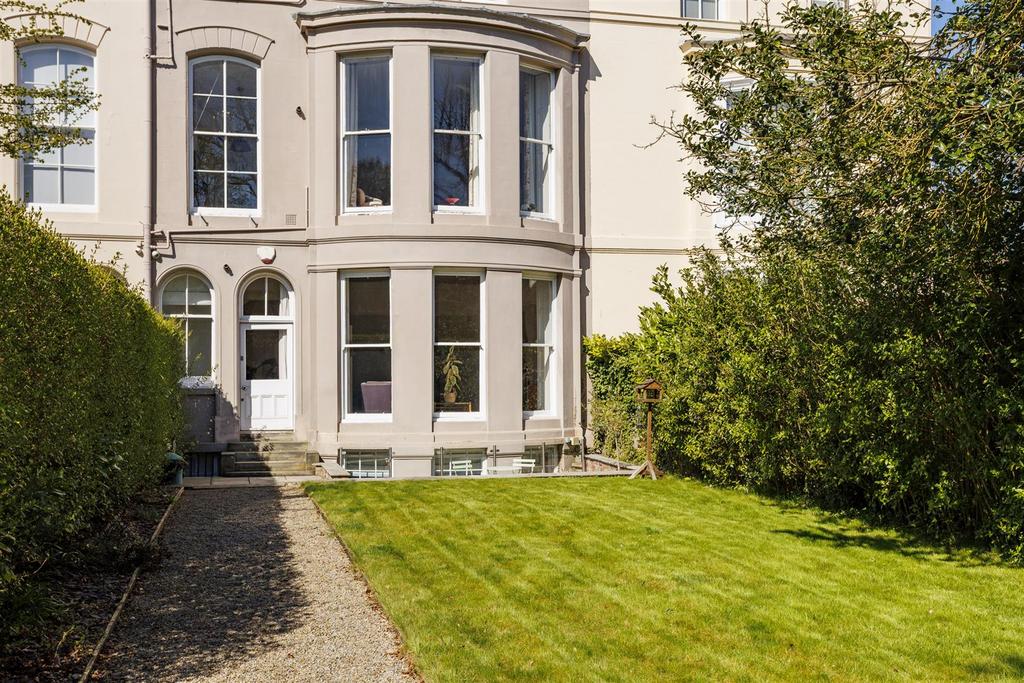 Flat 1 2 Driffield Terrace 21.jpg