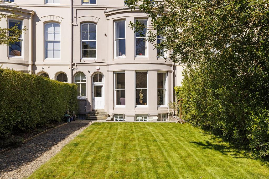 Flat 1 2 Driffield Terrace 22.jpg