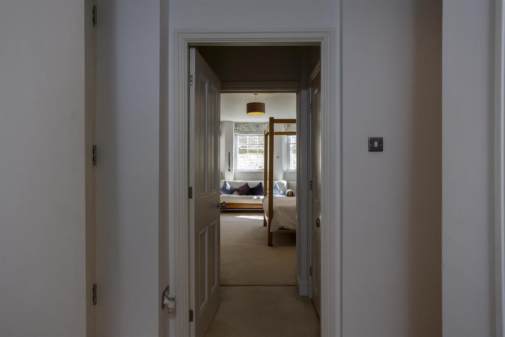 Flat 1 2 Driffield Terrace 30.jpg