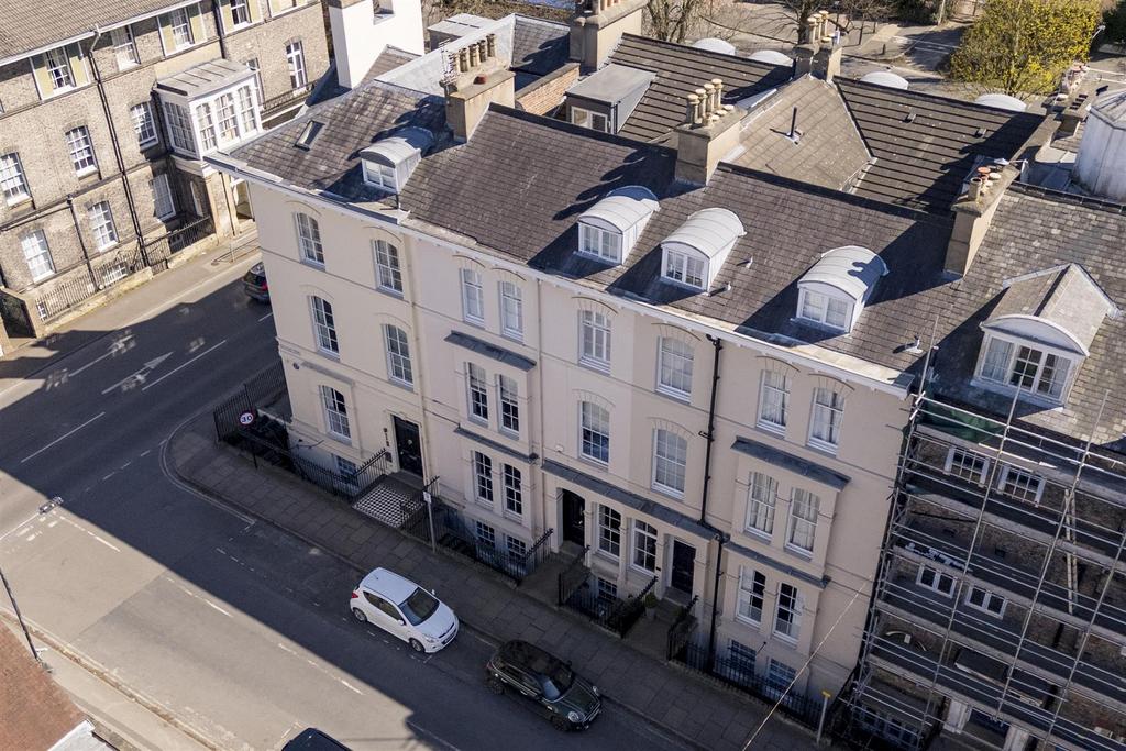 Flat 1 2 Driffield Terrace 39.jpg