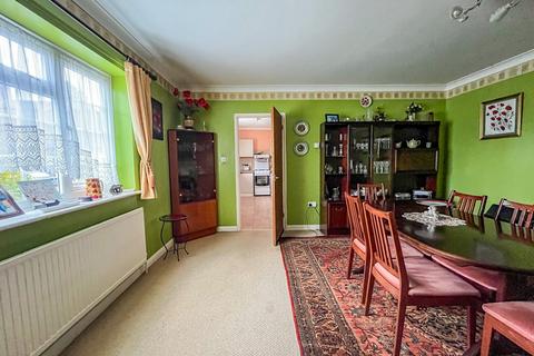 3 bedroom semi-detached house for sale, The Street, Sedlescombe, TN33