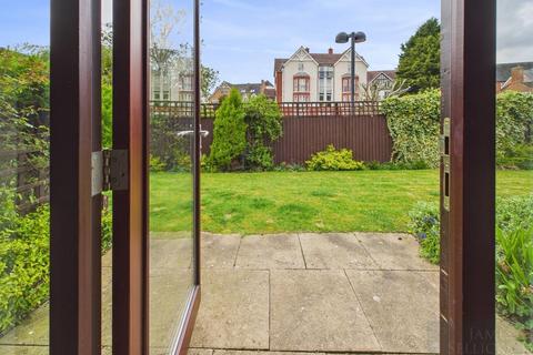 2 bedroom bungalow for sale, 2 bedroom bungalow for over 55's - Oadby