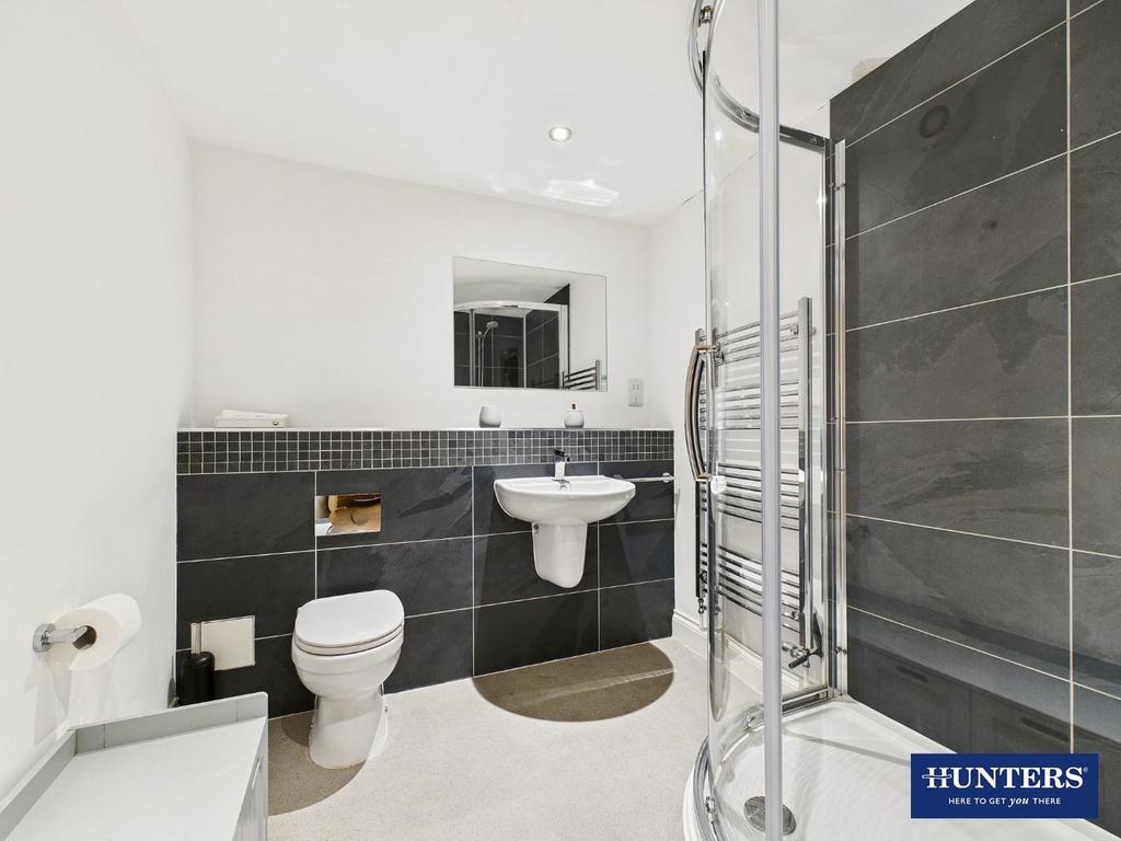 Master En-Suite