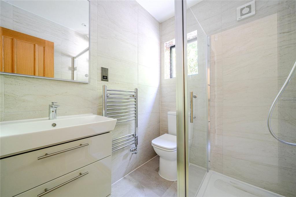 Gr Floor Shower Room
