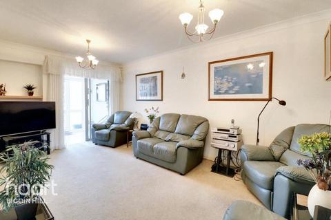 18 Rushdene Walk, Biggin Hill, Westerham, TN16 3UG