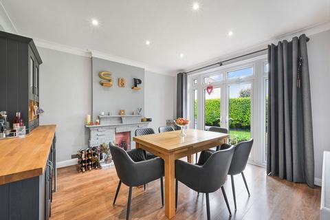 3 bedroom detached house for sale, Fairmead, Surbiton KT5