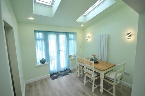 419 Broadway, Dunscroft, Doncaster, DN7 4HX