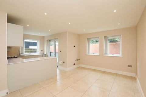 2 bedroom apartment to rent, Aquinna House,  Kingfisher Drive, Camberley