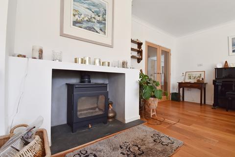 Cynidr House Duffryn Road, Llangynidr, Crickhowell, NP8 1NT