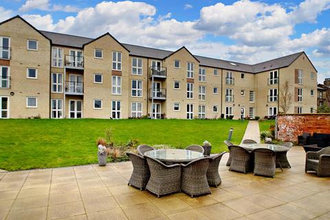 2 bedroom apartment for sale, Brooke Dene Court, Serpentine Road, Cleckheaton
