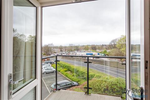 2 bedroom apartment for sale, Brooke Dene Court, Serpentine Road, Cleckheaton