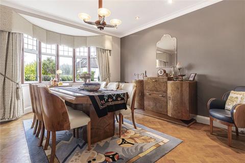 37 West Hill Way, London, N20 8QX